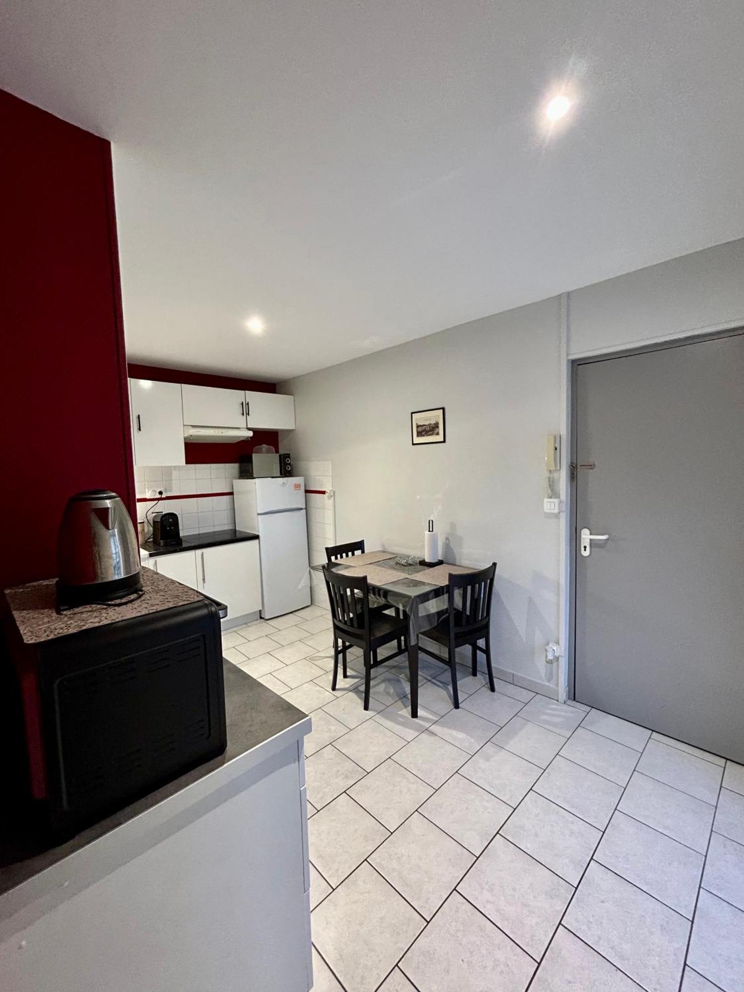 Charmant Studio De 50 M2 Шомон Экстерьер фото