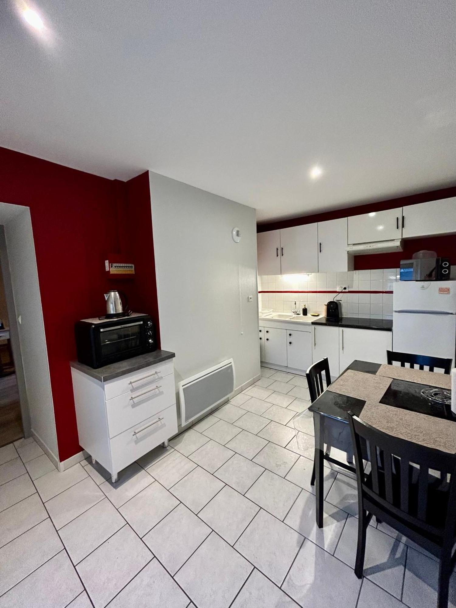 Charmant Studio De 50 M2 Шомон Экстерьер фото